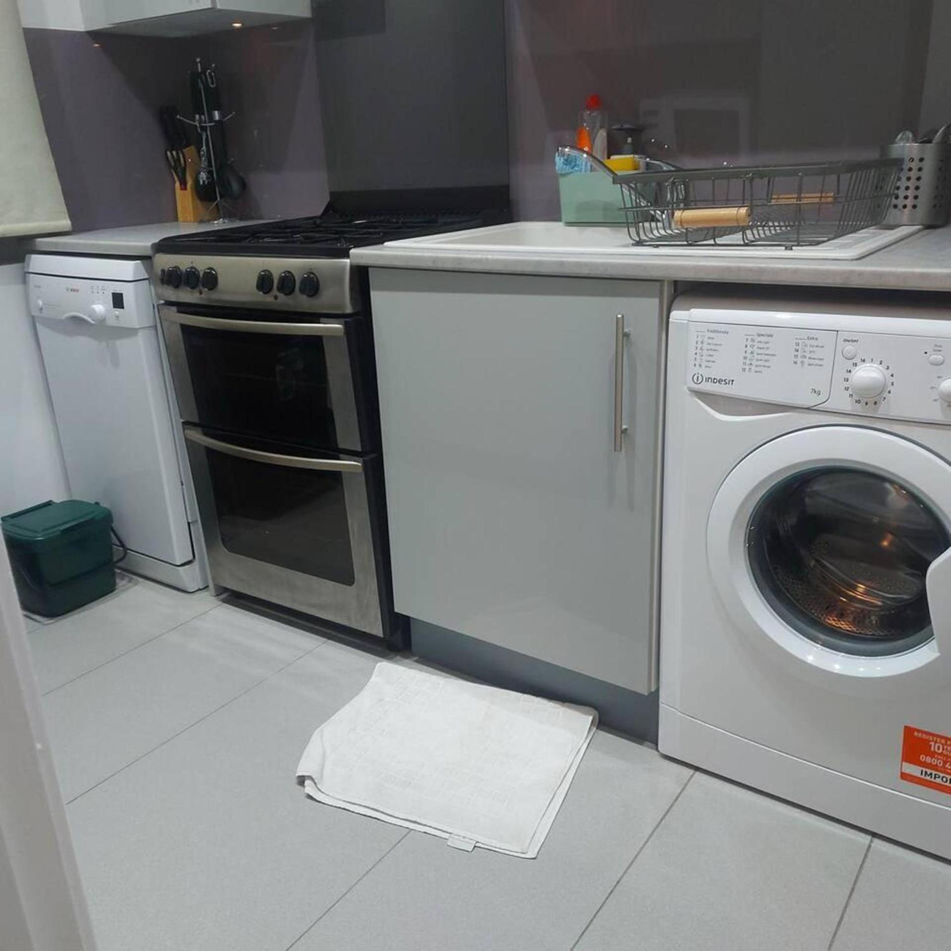 Lovely & Beautiful 2 Bed-Apartment In Borehamwood Exterior photo